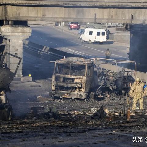 探索末日前线QQ登录版本的全新特色与游戏魅力,带你领略不一样的末日冒险体验 探索末日前线QQ登录版本的全新特色与游戏魅力,带你领略不一样的末日冒险体验