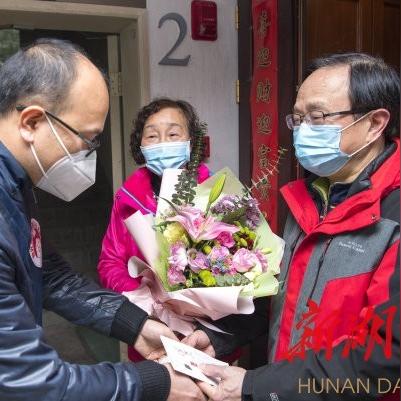 长沙修电脑电话，专业技术服务，快速高效解决您的电脑问题，让您无忧工作。