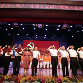 (光辉的皮肤哪个手感最好)光辉手游皮肤:在游戏中闪耀夺目的角色外观,让你与众不同! (光辉的皮肤哪个手感最好)光辉手游皮肤:在游戏中闪耀夺目的角色外观,让你与众不同!