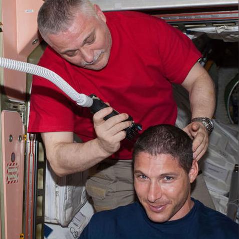 (世界远征者3)世界远征者4:再度踏上征程,探索未知领域,勇往直前 (世界远征者3)世界远征者4:再度踏上征程,探索未知领域,勇往直前