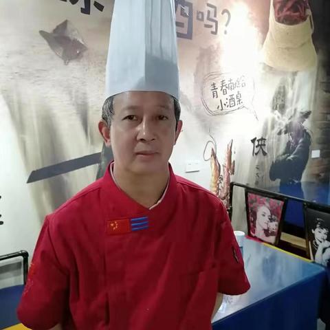 (挂江湖阵容搭配)在江湖论坿中探讨挂江湖现象：传承与变迁的微观视角