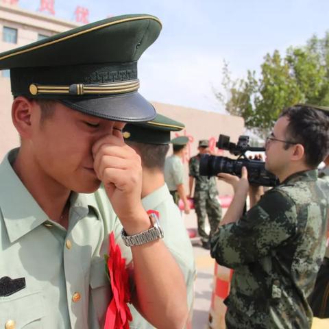 千秋家国梦：不忘初心，牢记使命，共筑中华民族伟大复兴的梦想