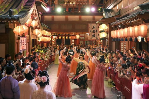 (长安十二时辰 街景)探索长安十二时辰主题街区:穿越历史与文化的时光之旅 (长安十二时辰 街景)探索长安十二时辰主题街区:穿越历史与文化的时光之旅